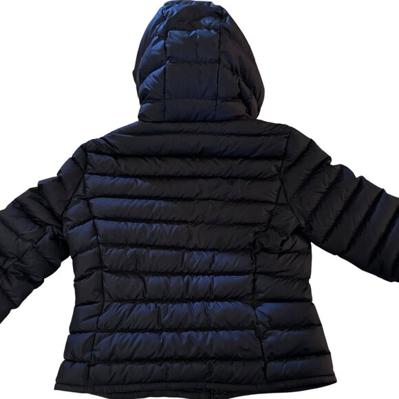 Like new Abercrombie & Fitch Navy Blue Puffer Coat Size Medium - Picture 7 of 11